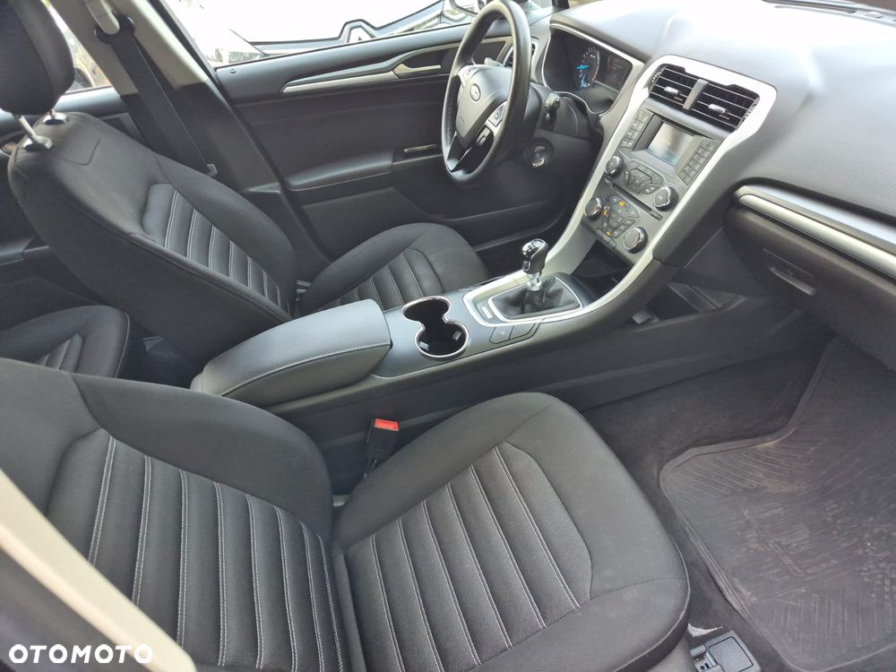 Ford Mondeo 1.5 EcoBoost Trend - 17
