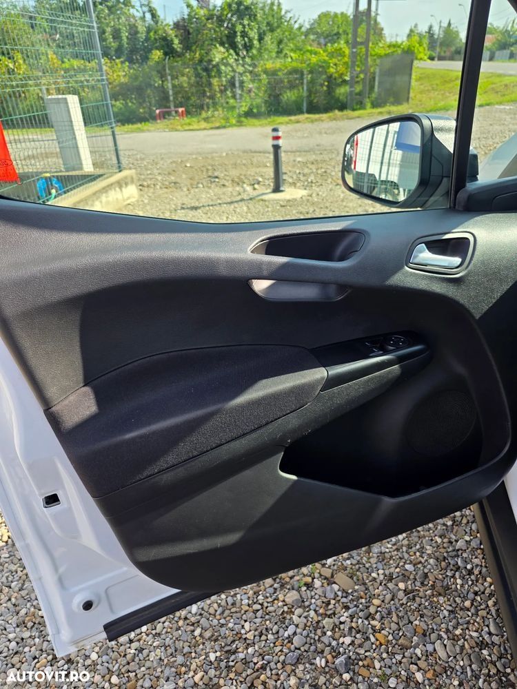 Ford Courier - 17