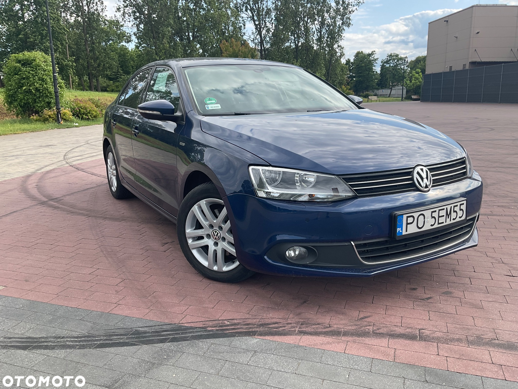 Volkswagen Jetta 2.0 TDI Life - 29
