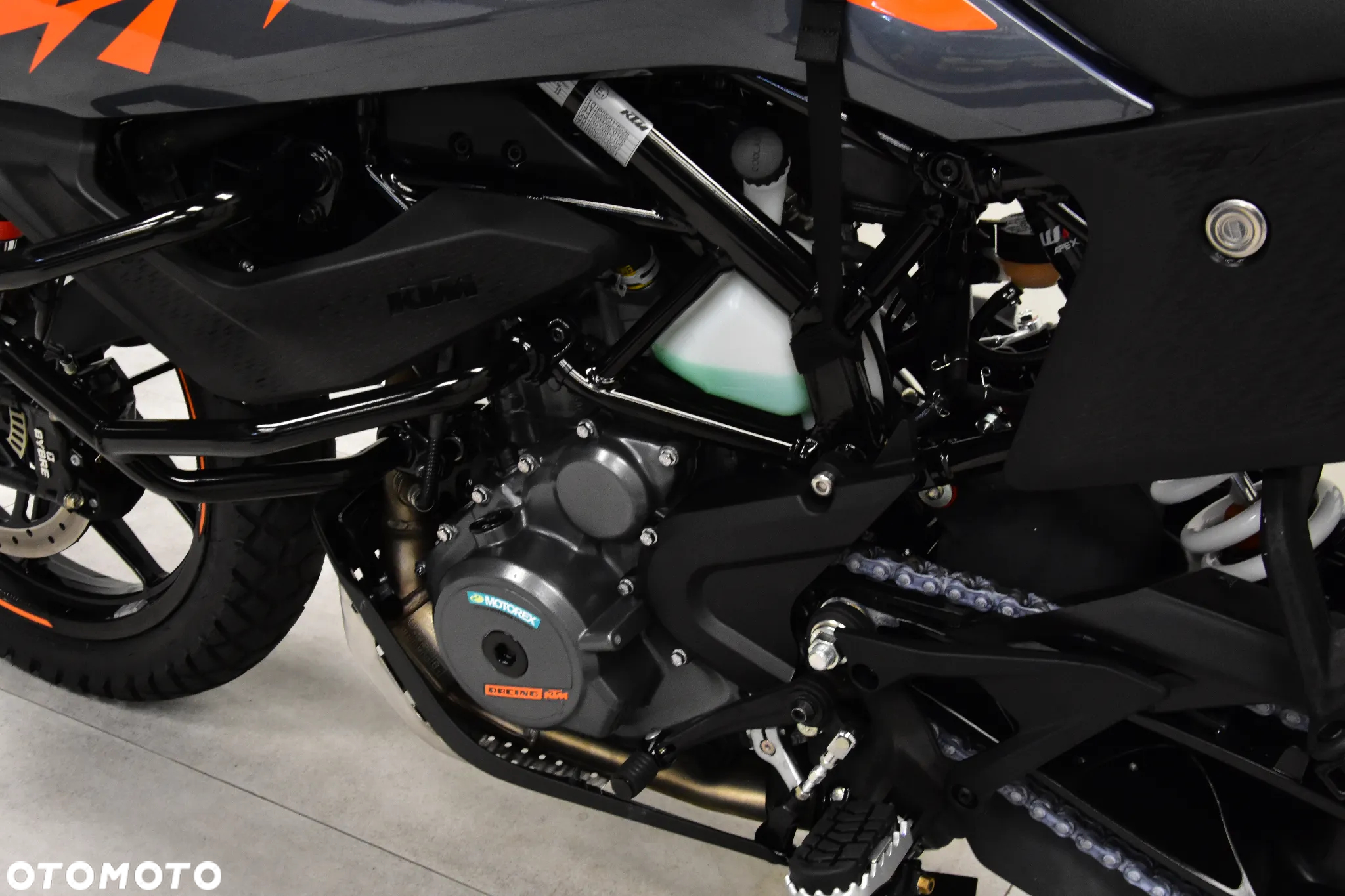 KTM Adventure - 37