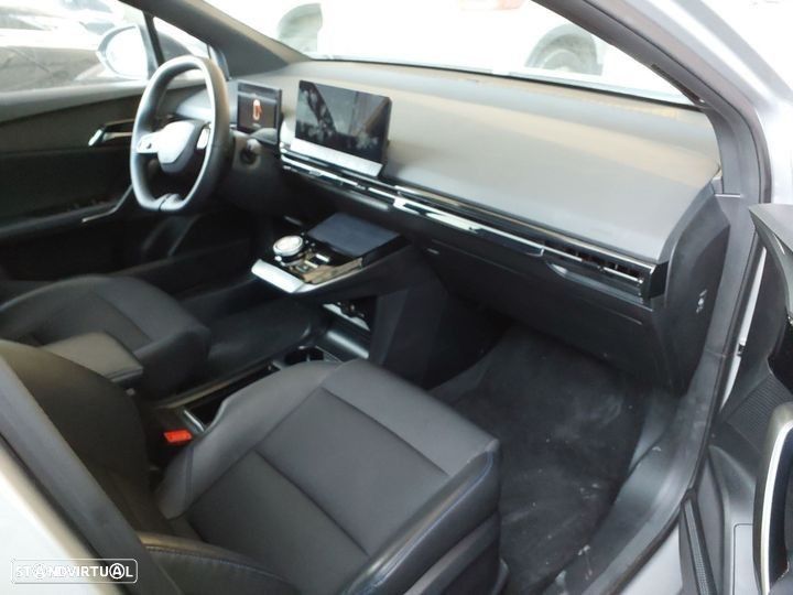 MG MG4 64 kWh Luxury - 3