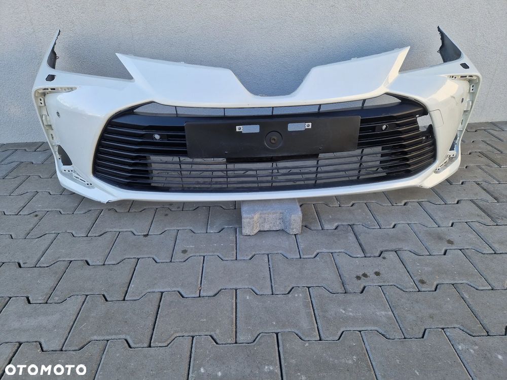 Zderzak Toyota Corolla XII E210 E21 sedan - 1