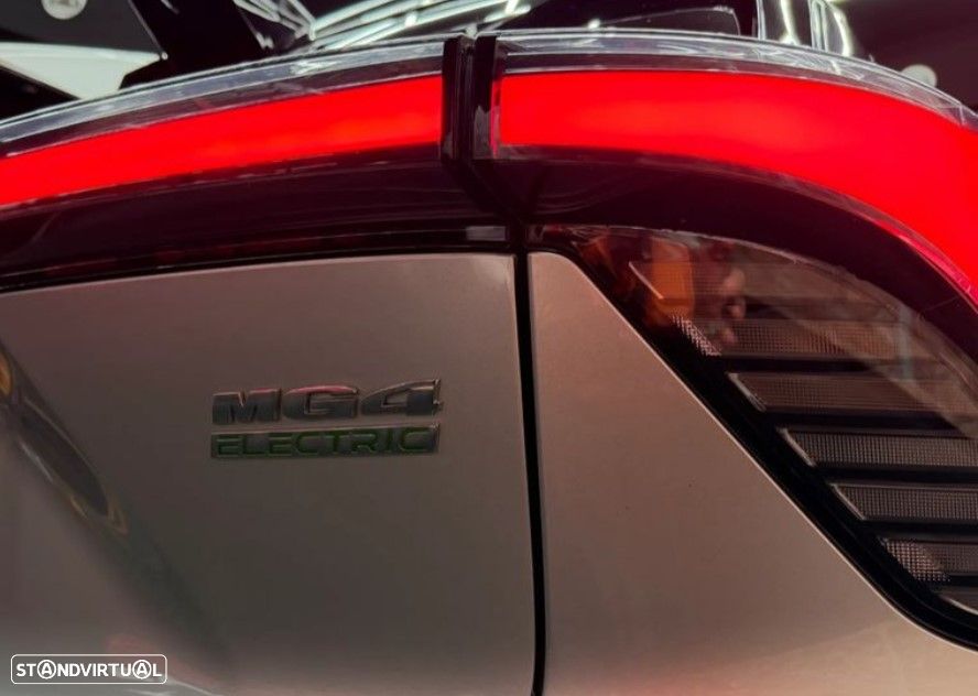 MG MG4 4 Luxury 64 kWh - 7