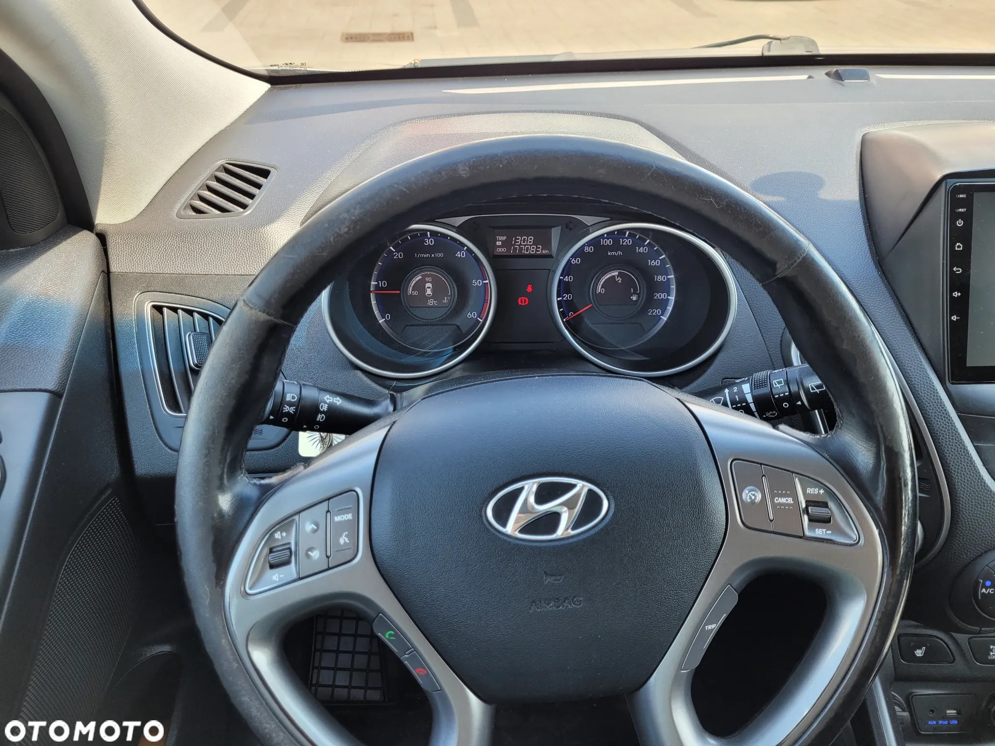 Hyundai ix35 2.0 CRDi Premium 4WD - 17