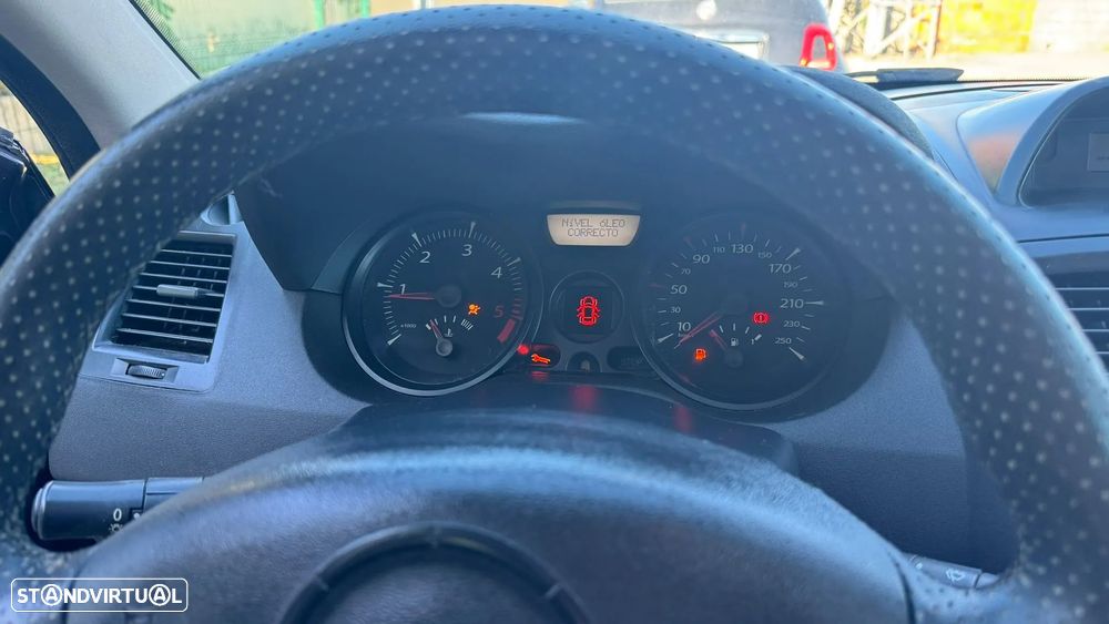 Renault Mégane Break 1.5 dCi Confort - 8