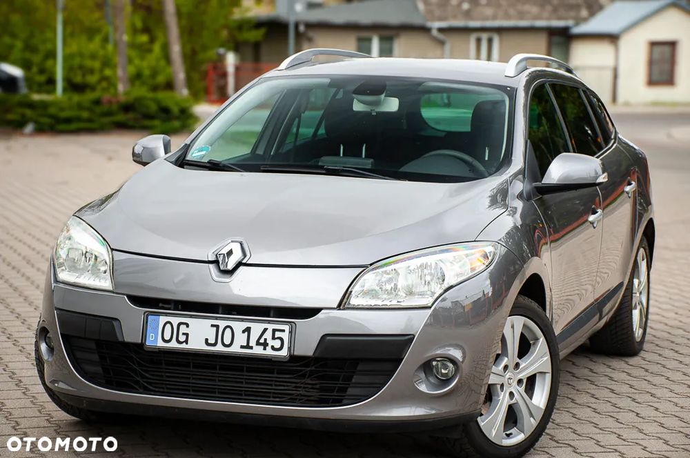 Renault Megane TCe 180 Dynamique - 3