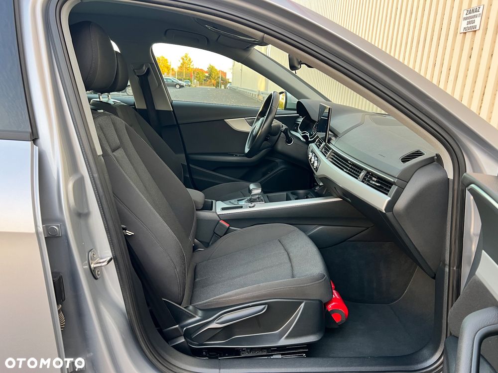 Audi A4 Limousine 35 TFSI S tronic - 19