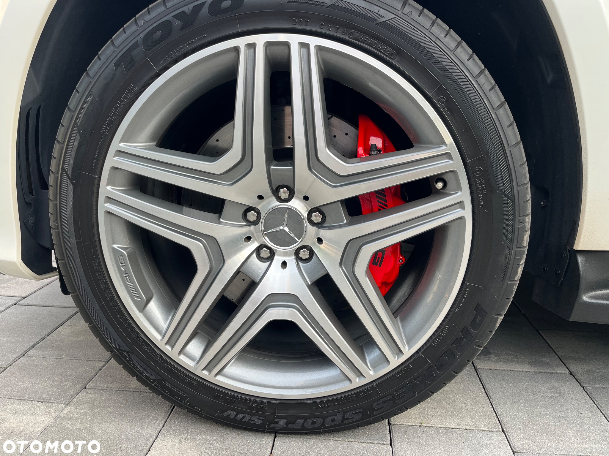 Mercedes-Benz GL 63 AMG 4Matic AMG Speedshift Plus 7G-TRONIC - 14