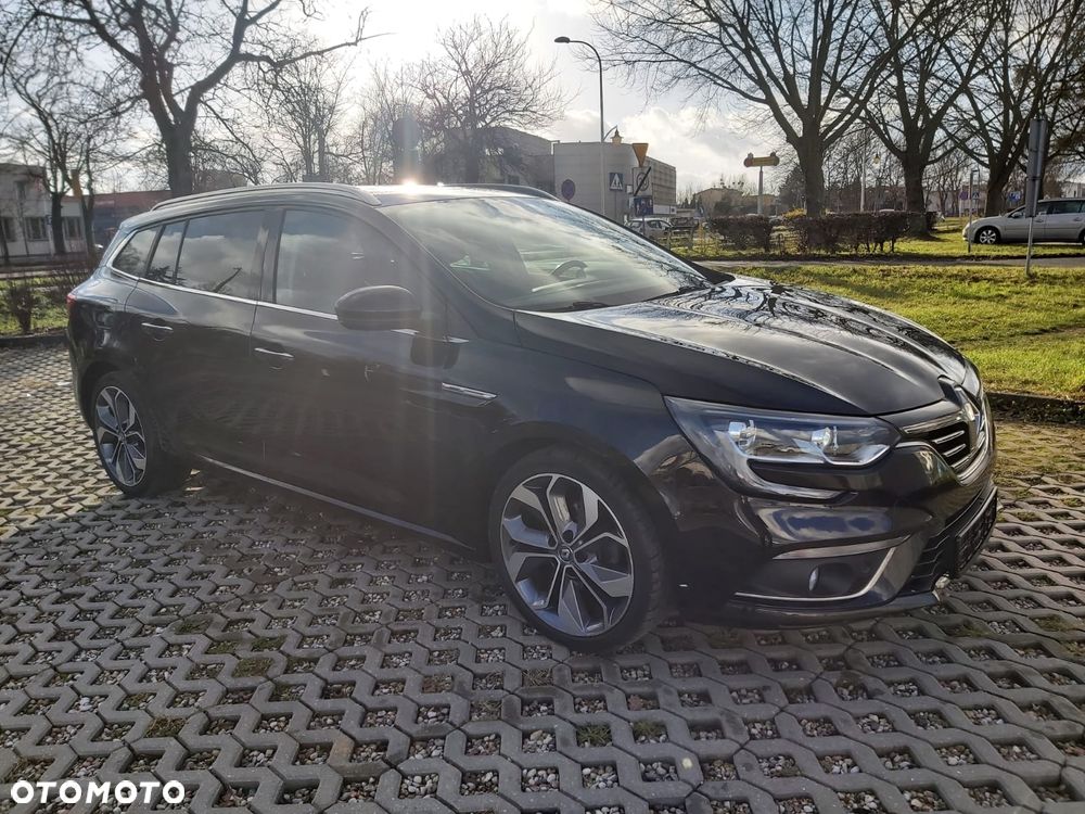 Renault Megane ENERGY TCe 130 BOSE EDITION - 14