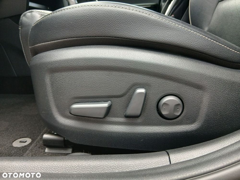 Kia XCeed 1.5 T-GDI Business Line DCT - 20