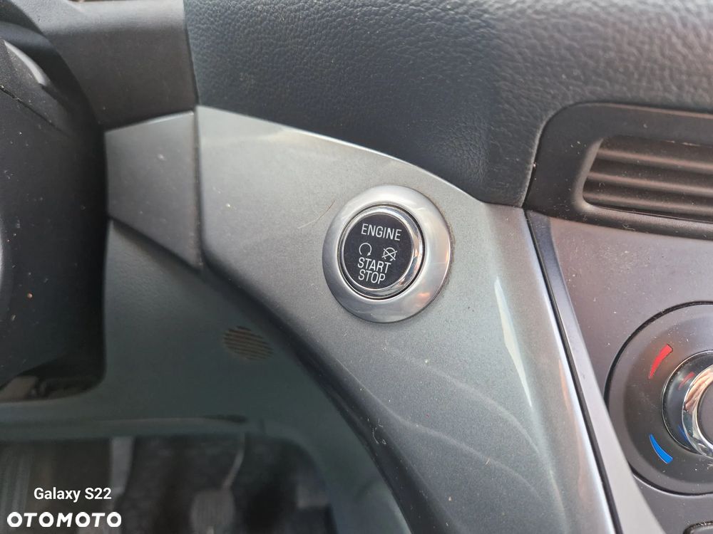 Ford Grand C-MAX 2.0 TDCi Champions Edition - 26