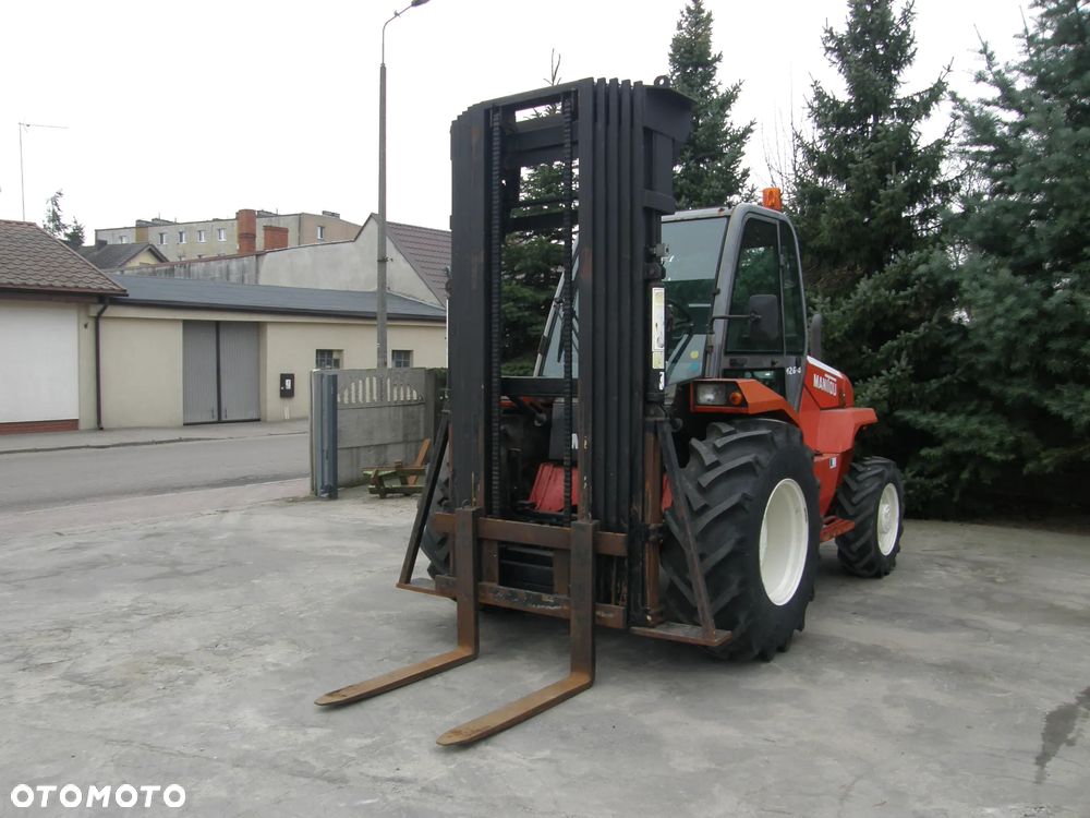 Manitou M26-4 4x4 2004 2100h maszt 10m kosz sprowadzony - 18