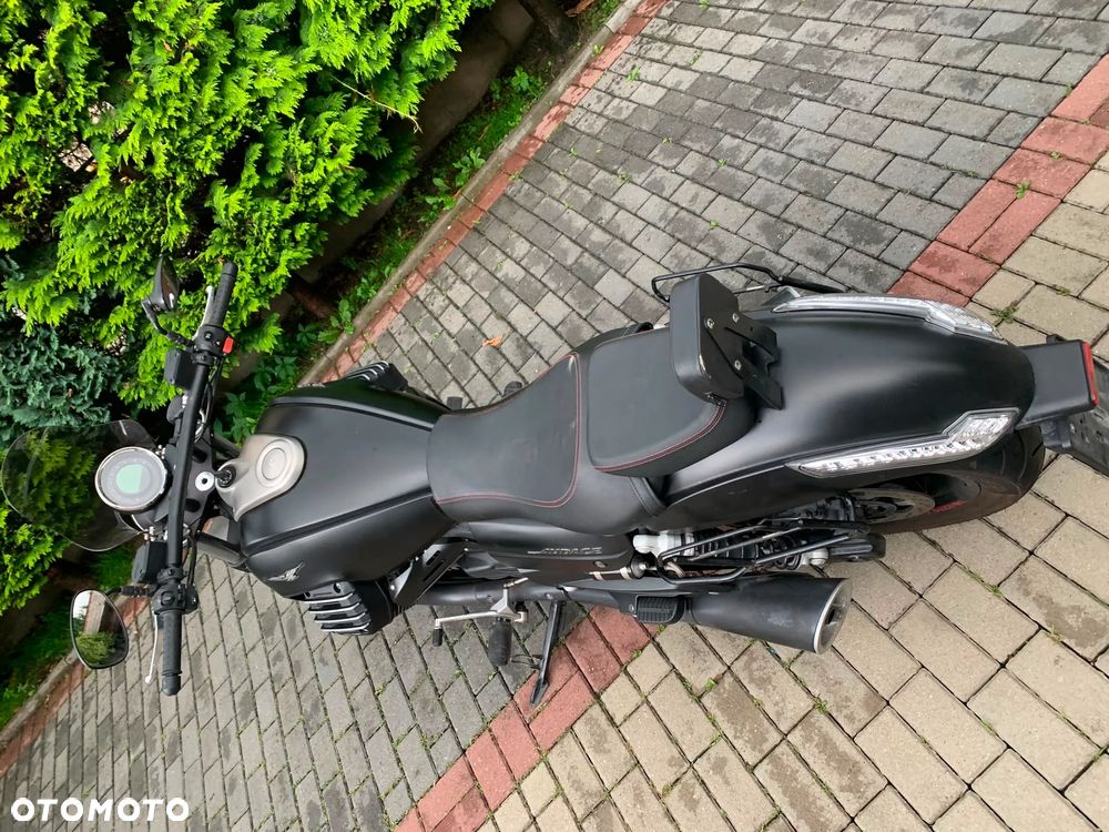 Moto Guzzi California - 4