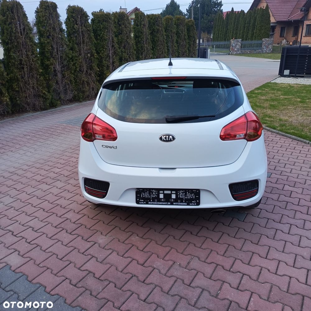 Kia Ceed - 6