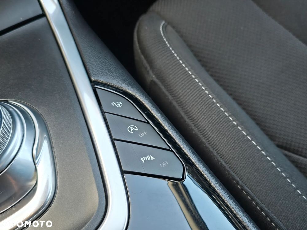 Ford S-Max 2.0 TDCi Titanium PowerShift - 34