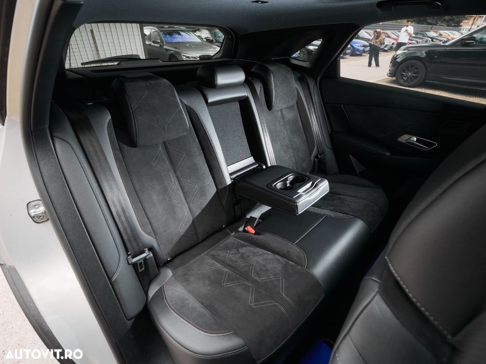 DS Automobiles DS 7 Crossback 1.6 PHeV AWD 300 EAT8 PERFORMANCE LINE + - 13