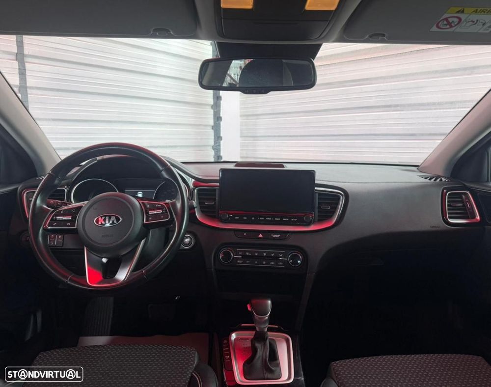 Kia XCeed 1.6 GDi PHEV Tech - 10