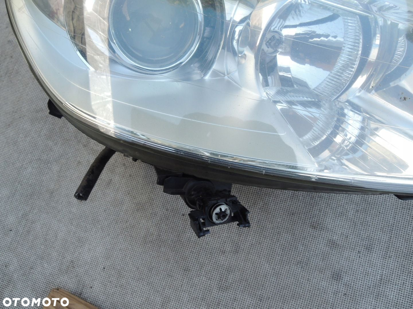 REFLEKTOR XENON PRAWY SPRYSK MODUŁ EU - CITROEN C5 X3 lLIFT 04-08r - 2