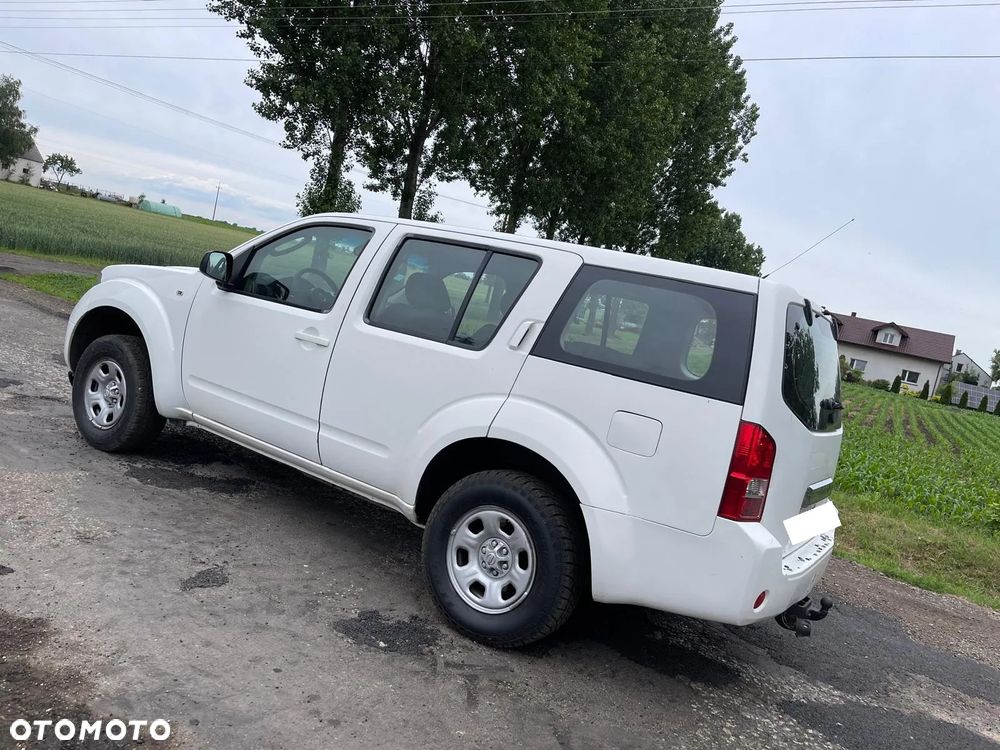 Nissan Pathfinder 2.5 DCi Comfort - 33