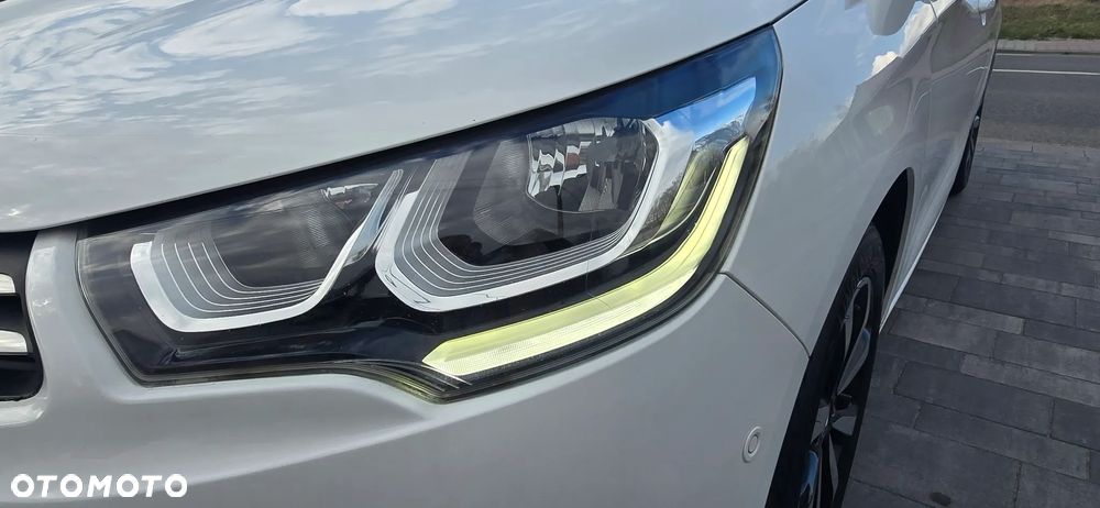 Citroën C4 1.6 BlueHDi Feel - 23