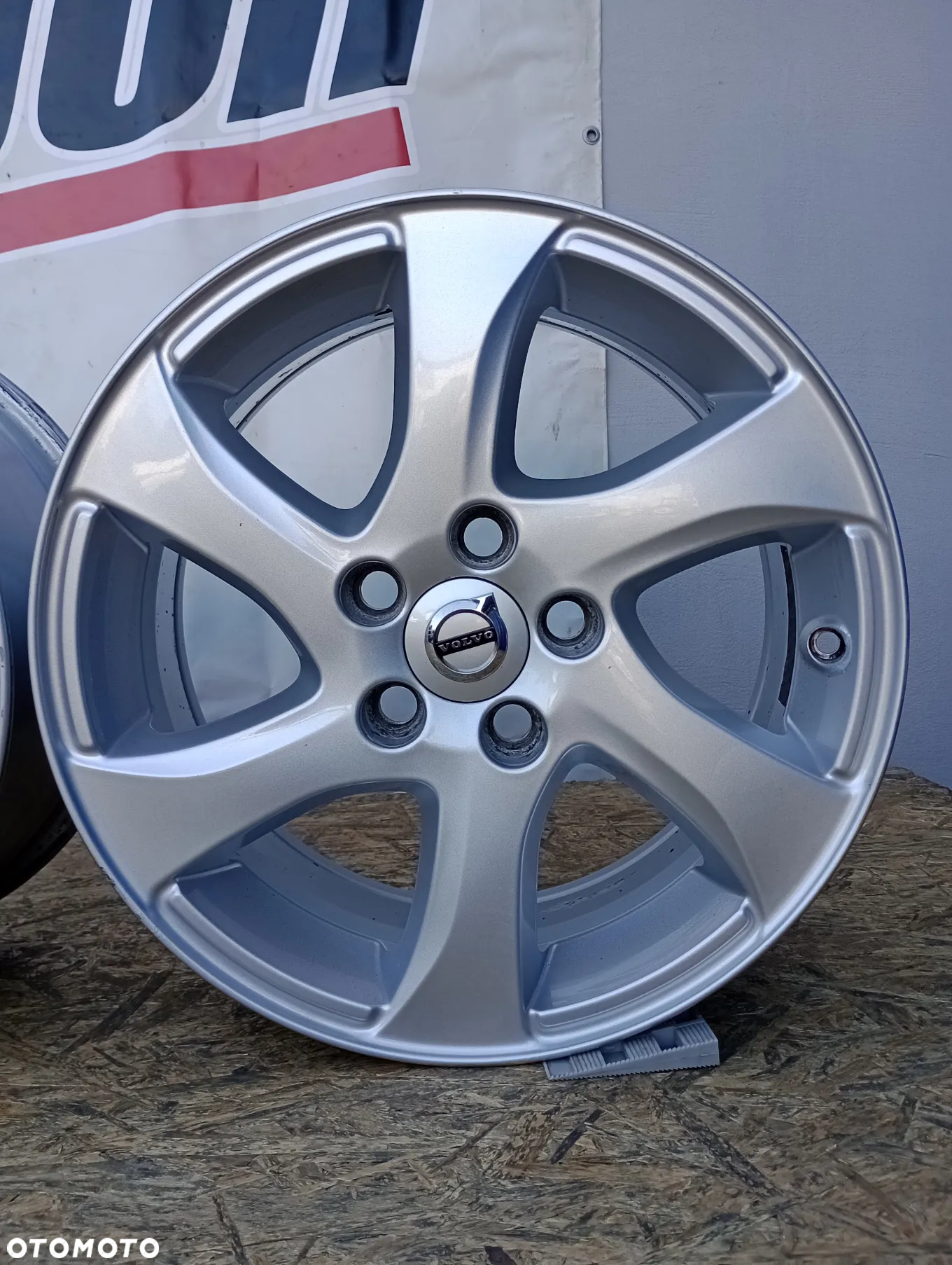 FELGI ALUMINIOWE 5x108 R16 ET50 7J VOLVO C30 S40 V40 V50 V60 - 6