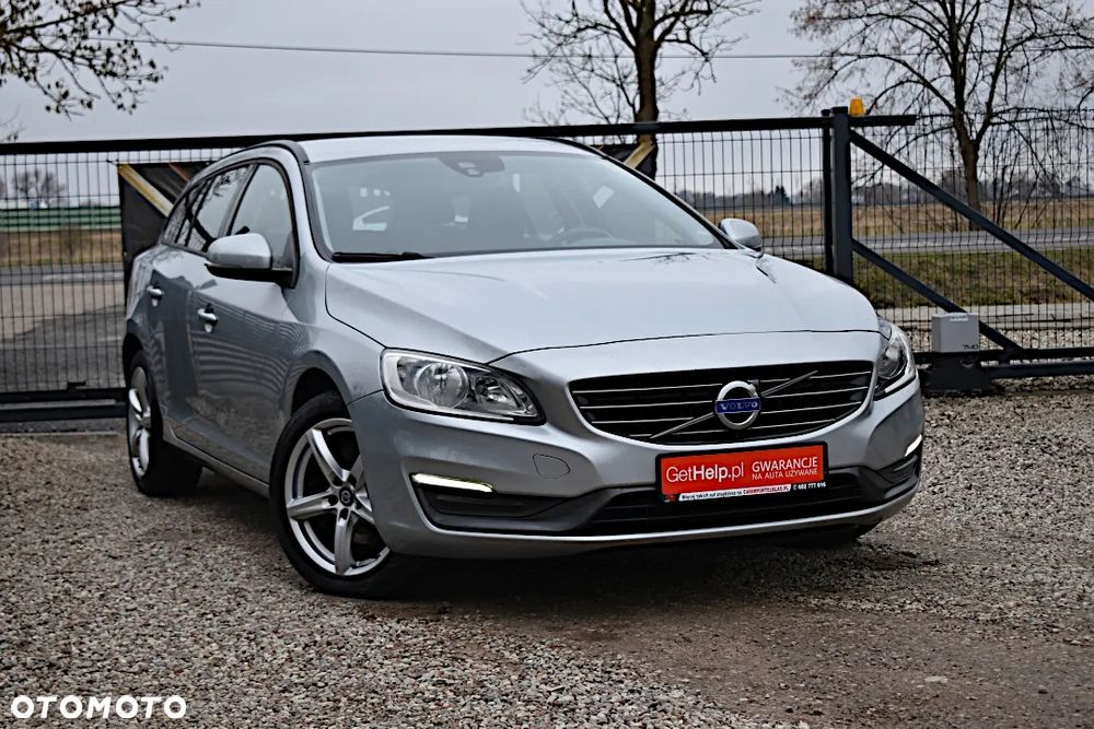 Volvo V60 DRIVe Momentum - 3