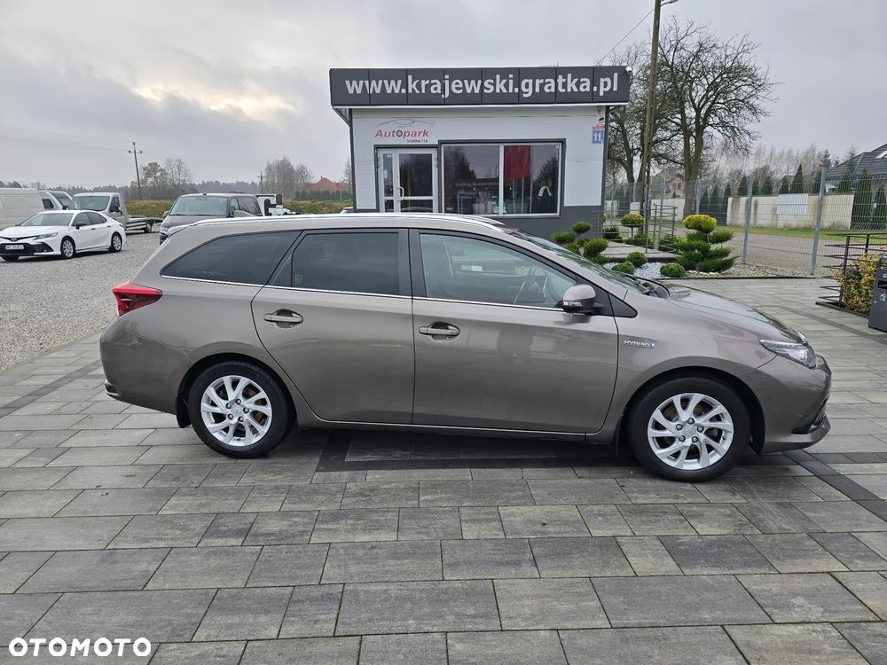 Toyota Auris Hybrid 135 Premium