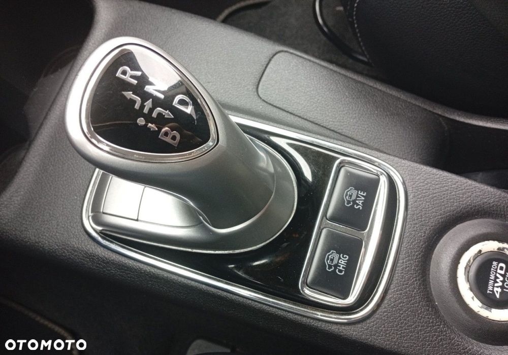 Mitsubishi Outlander - 31