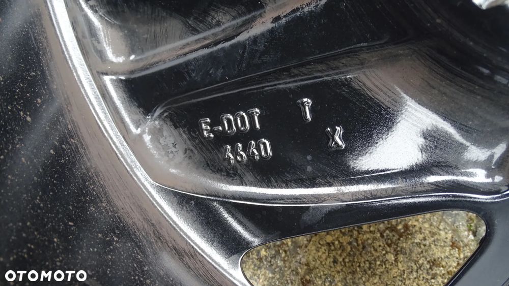 KIA SPORTAGE V 7Jx17H2 ET43.5 5x114.3 - felga - 6