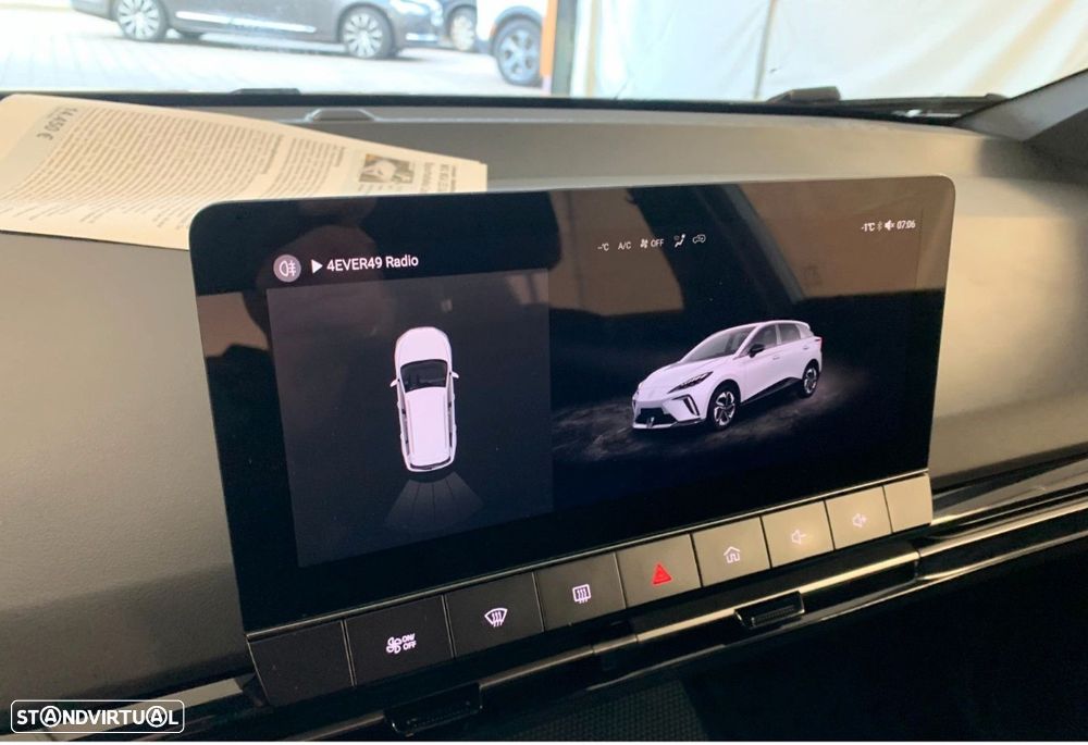 MG MG4 4 Standard - 8