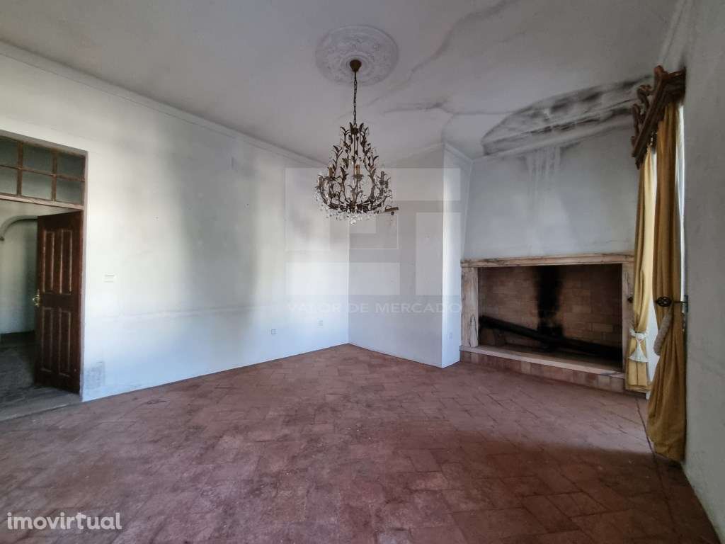 Apartamento com 7 divisões, bem localizado em Borba - Grande imagem: 3/31