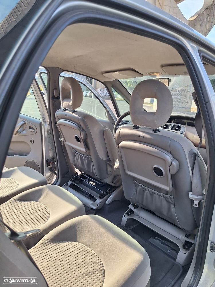 Citroën Xsara Picasso 2.0 HDi Exclusi. - 11