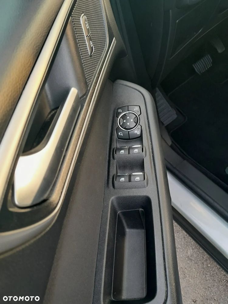 Ford S-Max 2.0 EcoBlue Titanium - 10