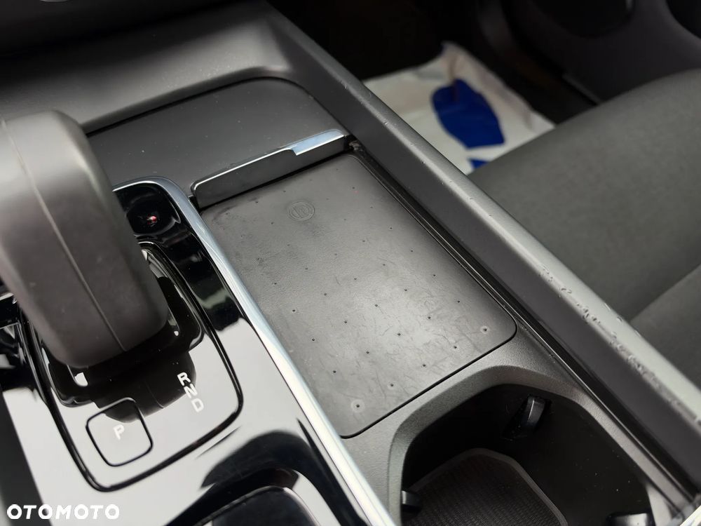 Volvo XC 60 B4 B Momentum Pro - 23