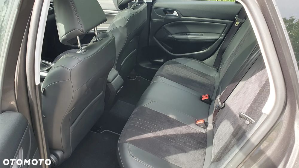 Peugeot 308 1.2 PureTech GPF Allure Pack S&S - 16