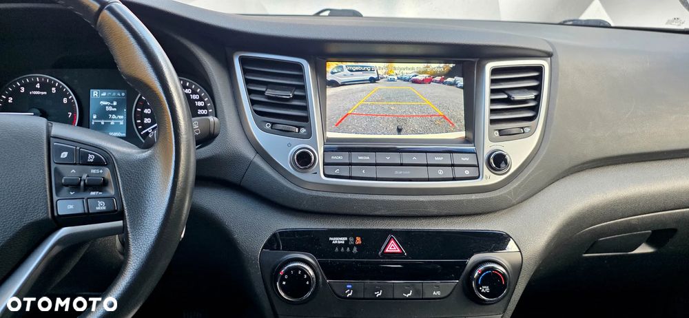 Hyundai Tucson blue 1.6 GDi 2WD Navi - 21