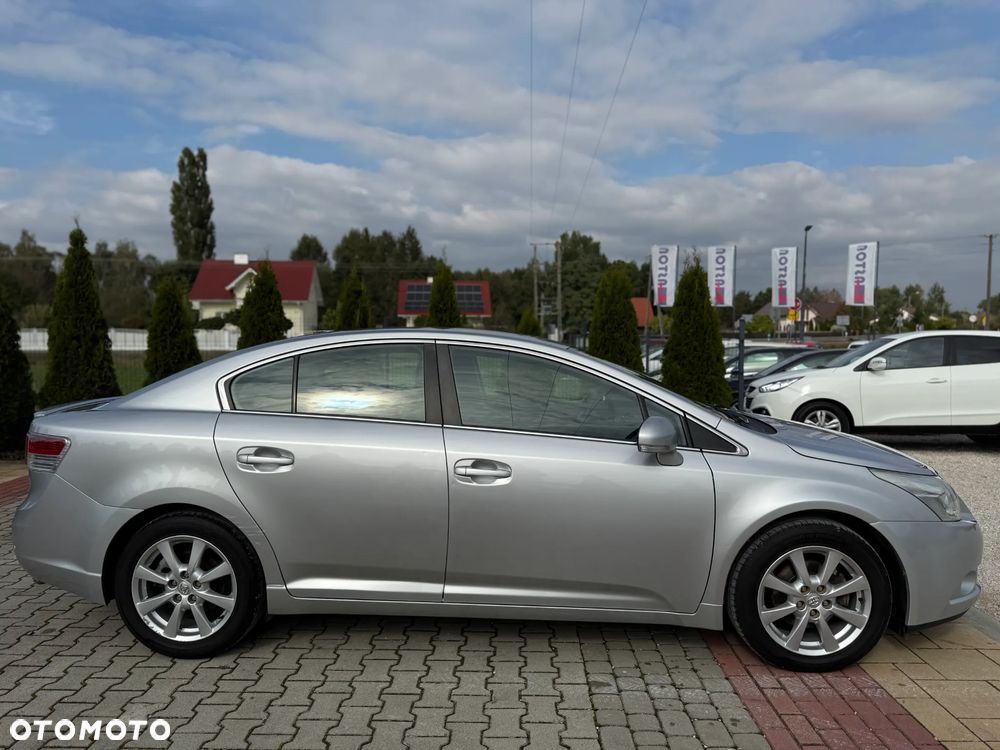 Toyota Avensis 2.0 D-4D Sol plus+NAVI - 7