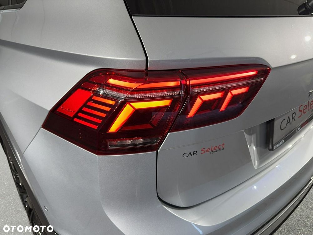 Volkswagen Tiguan - 12