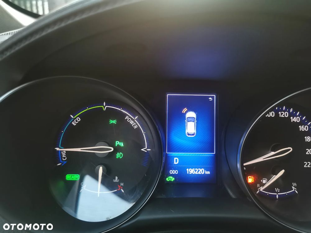 Toyota C-HR Lounge - 11