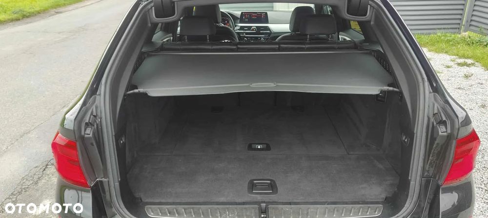 BMW Seria 5 520d Touring - 19