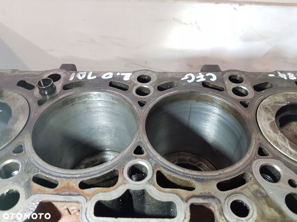 dół silnika vw audi skoda seat 2.0 tdi cfg (blok wał tłoki) - 11