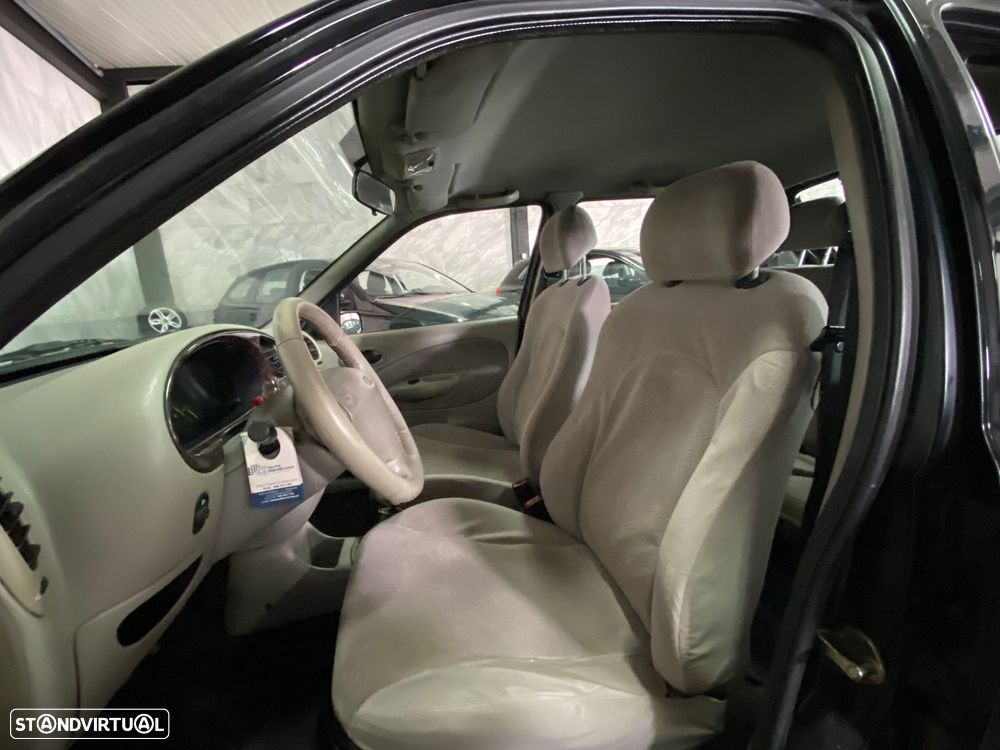Ford Fiesta 1.25 Studio - 7