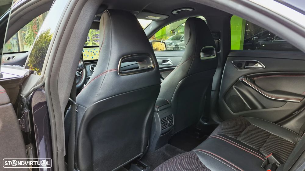Mercedes-Benz CLA 180 CDI AMG Line - 19