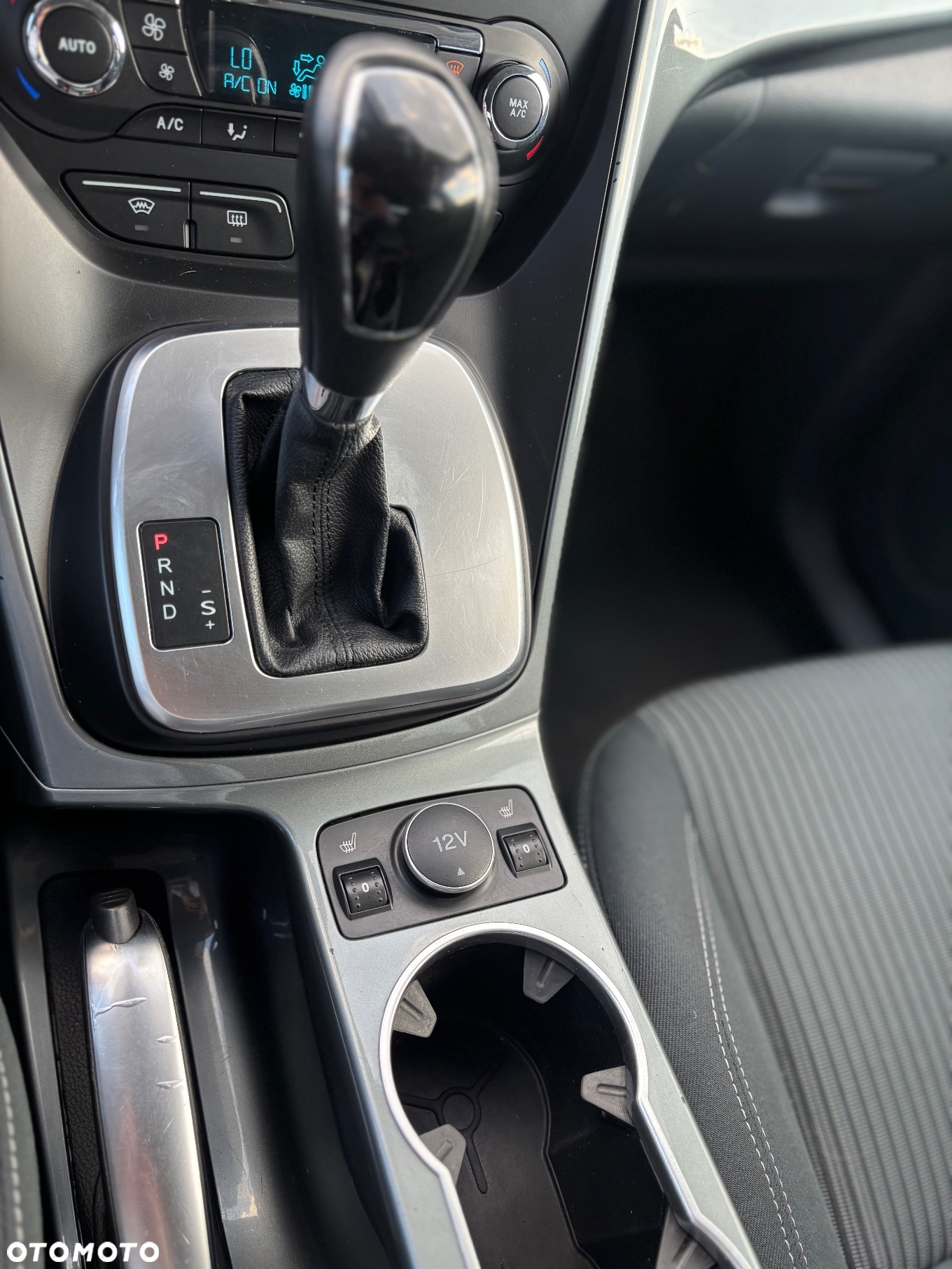 Ford Grand C-MAX 2.0 TDCi Titanium - 21