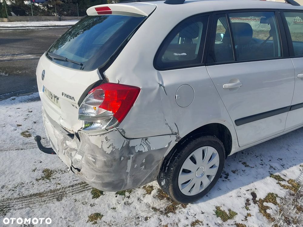 Skoda Fabia 1.2 TSI Active Plus - 9