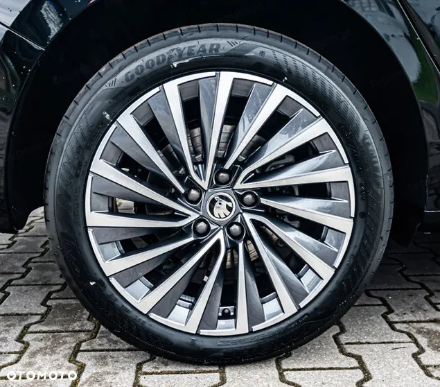 Skoda Superb 2.0 TSI L&K DSG - 2