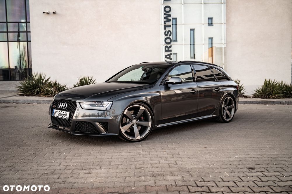 Audi RS4 Avant Avant S tronic - 1