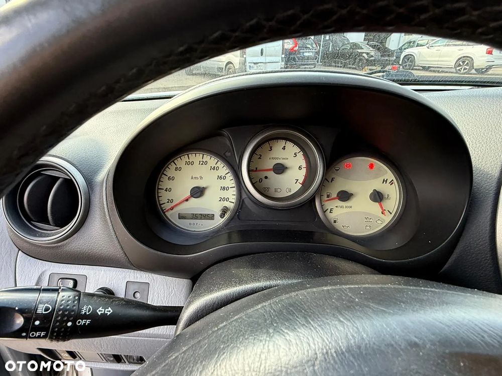 Toyota RAV4 D-4D 4x4 - 12