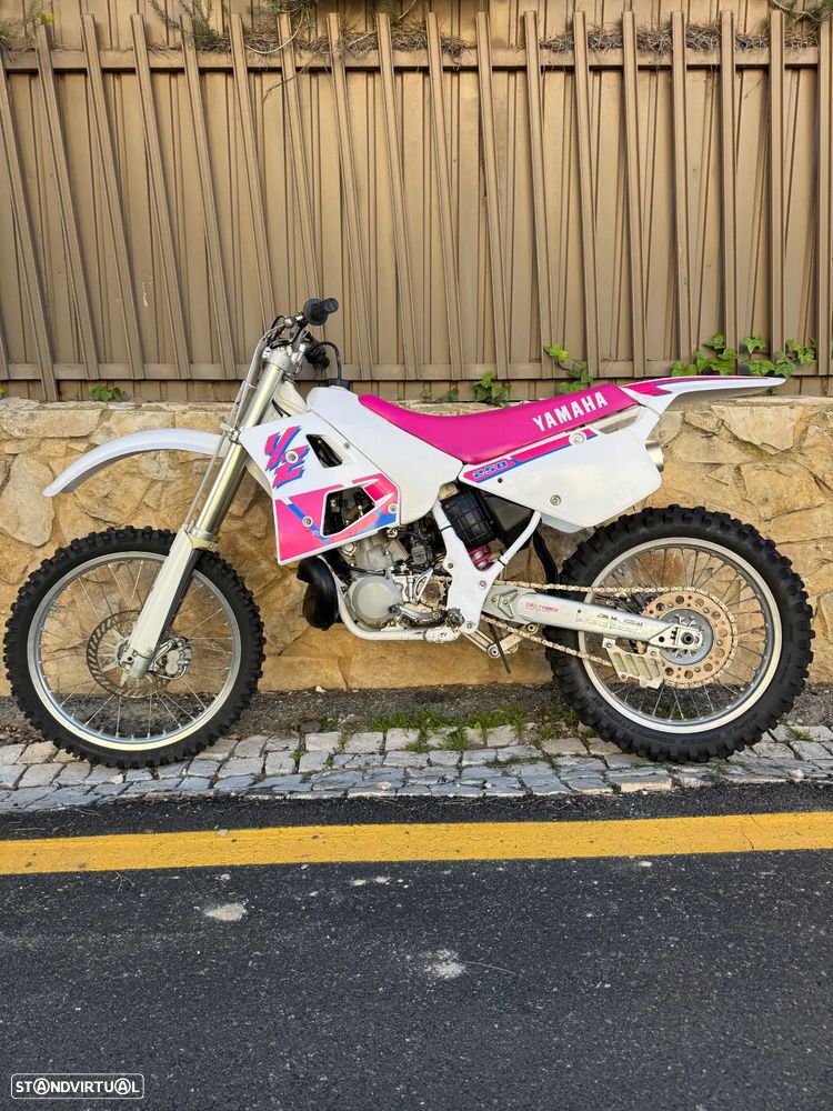 Yamaha YZ 250 - 1