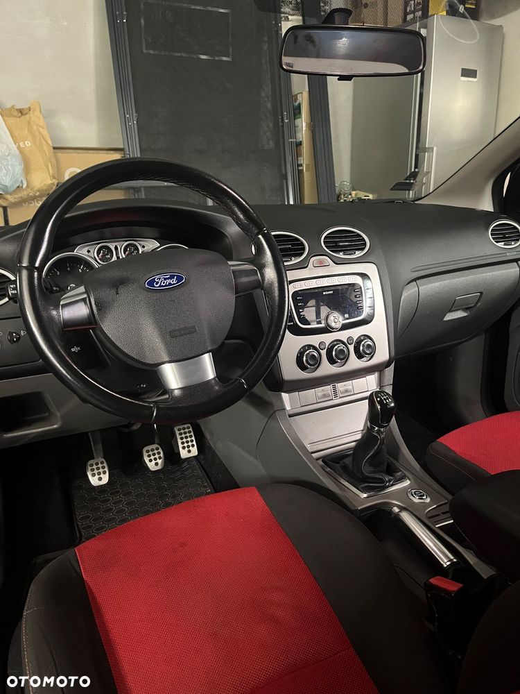 Ford Focus 1.6 Gold X - 15